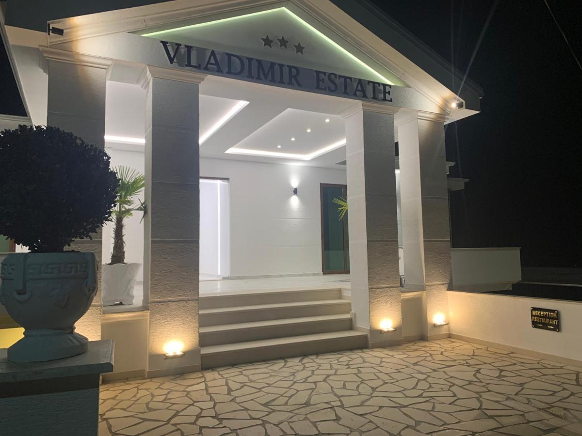 Vladimir Estate Hotel Gjirokaster Bagian luar foto