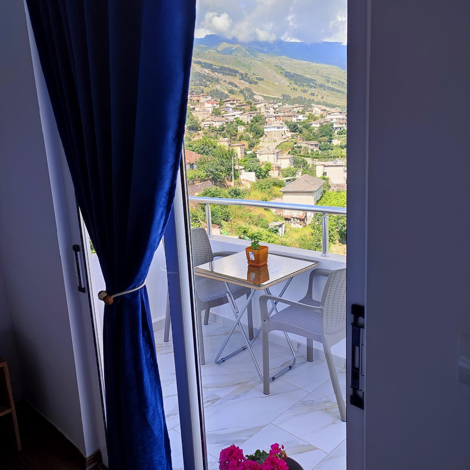 Vladimir Estate Hotel Gjirokaster Bagian luar foto