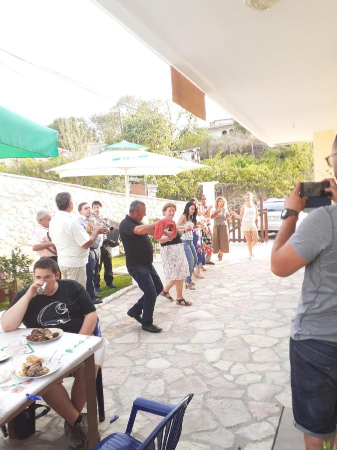 Vladimir Estate Hotel Gjirokaster Bagian luar foto